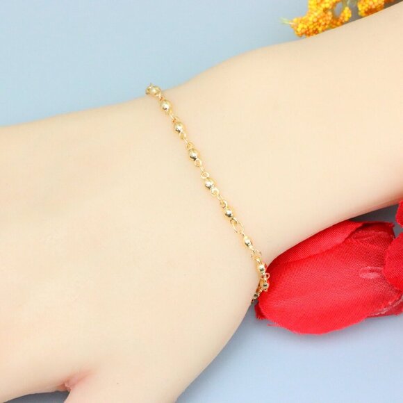 "Elegant & Trendy Bracelet, A Perfect Gift for Women, Thoughtful, EVCH1728 - Picture 3 of 10
